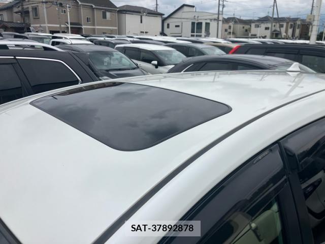 Toyota WISH 2011-07 8832620-5