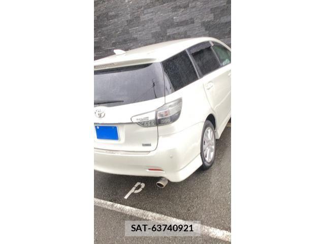 Toyota WISH 2012-07 8851151-3