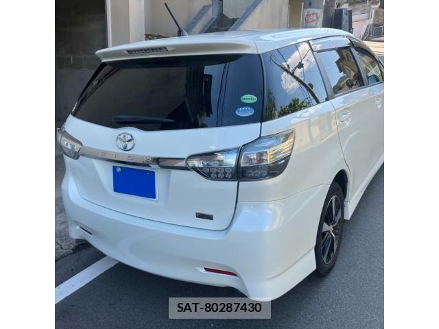 Toyota WISH 2013-02 8851150-1