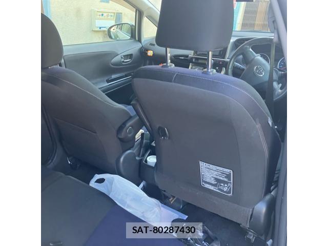 Toyota WISH 2013-02 8851150-6