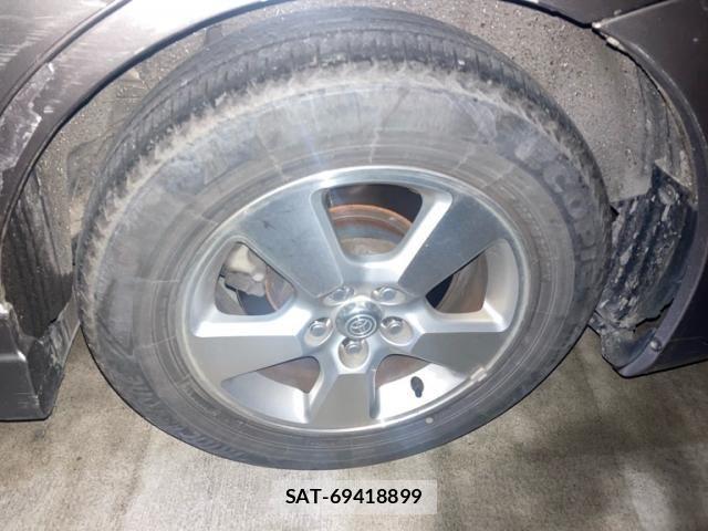 Toyota WISH 2006-01 8883067-9
