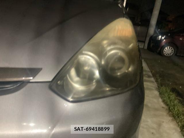 Toyota WISH 2006-01 8883067-5