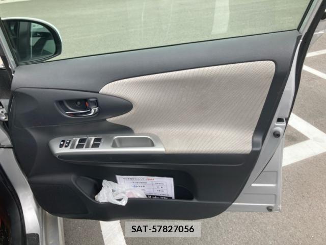 Toyota WISH 2010-02 8883066-14