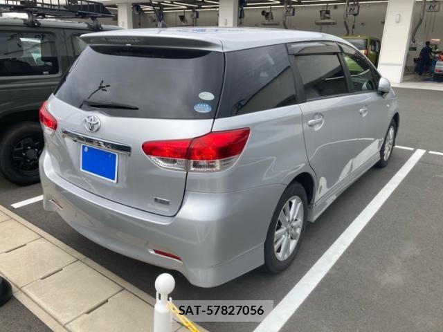 Toyota WISH 2010-02 8883066-2