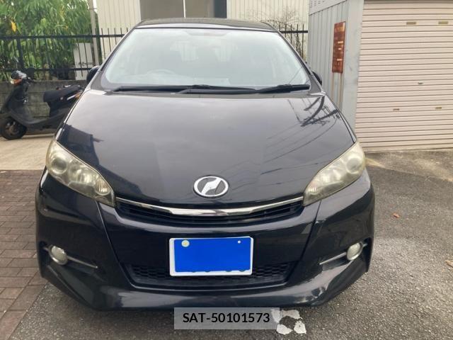 Toyota WISH 2013-10 8883065-0
