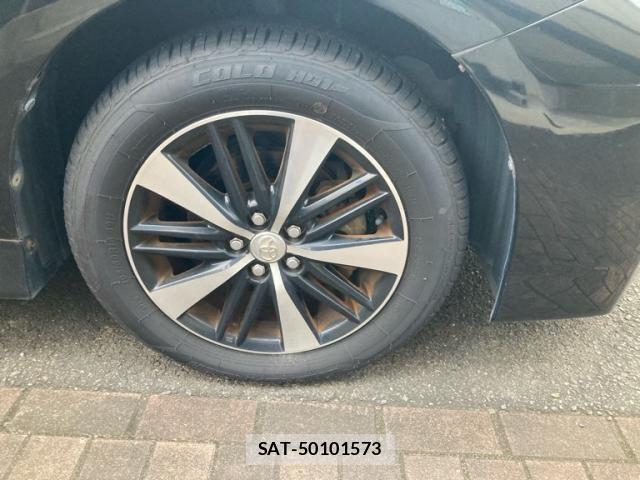 Toyota WISH 2013-10 8883065-3