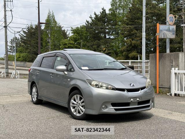 Toyota WISH 2009-10 8883064-7
