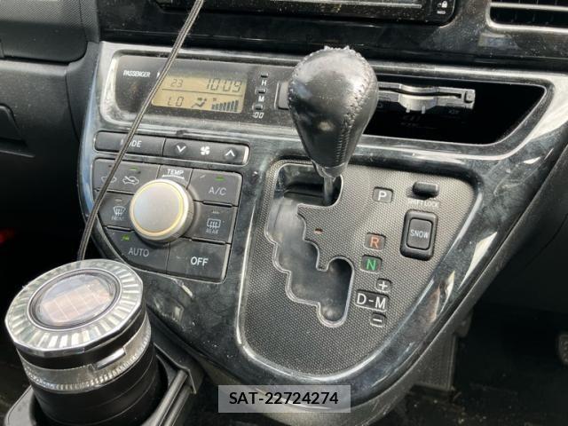 Toyota WISH 2007-09 8884644-17