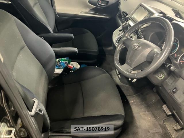 Toyota WISH 2010-01 8884643-13