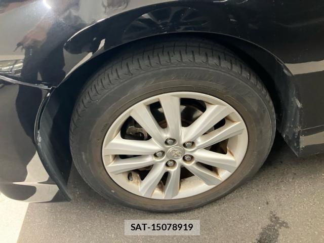 Toyota WISH 2010-01 8884643-7