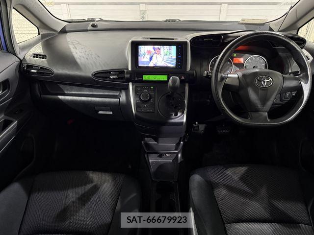 Toyota WISH 2012-06 6505126-10