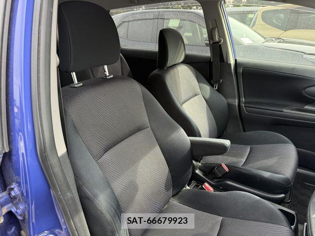 Toyota WISH 2012-06 6505126-11