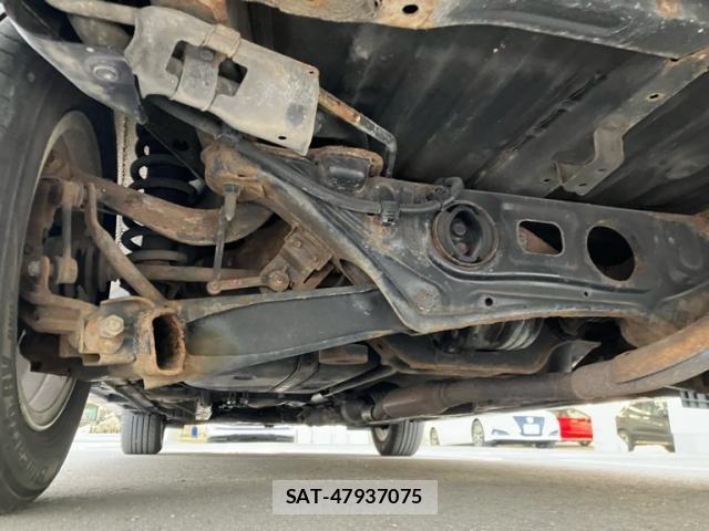 Toyota WISH 2013-06 7021935-6
