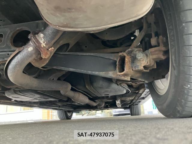 Toyota WISH 2013-06 7021935-7