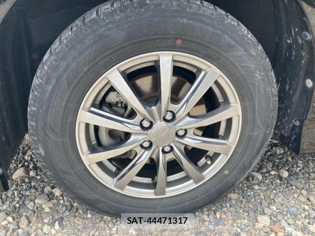 Toyota WISH 2016-09 7227465-11