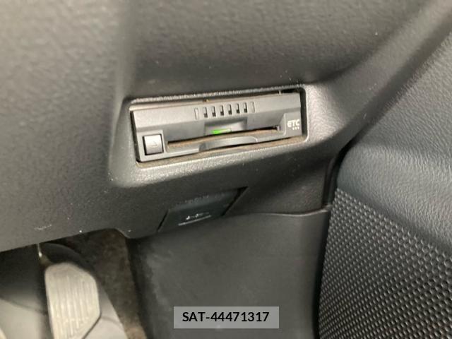 Toyota WISH 2016-09 7227465-24