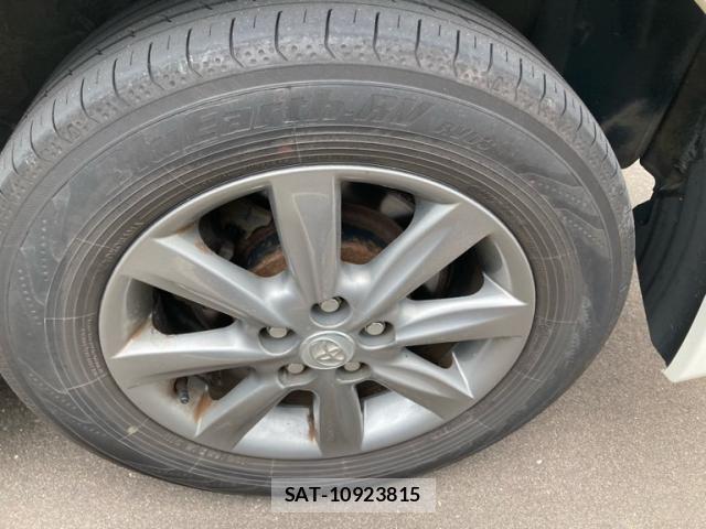Toyota WISH 2016-10 7227466-16