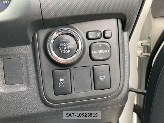 Toyota WISH 2016-10 7227466-23