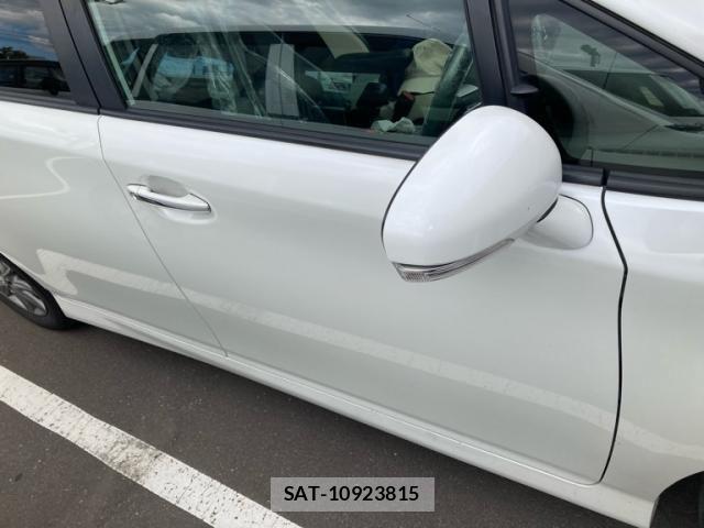 Toyota WISH 2016-10 7227466-2