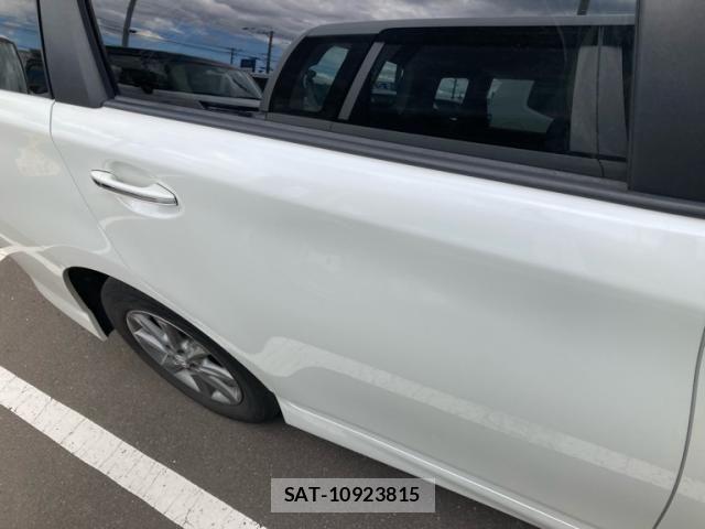 Toyota WISH 2016-10 7227466-3