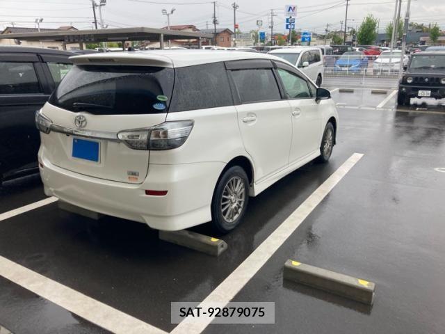 Toyota WISH 2013-01 7273309-1