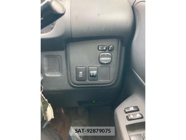 Toyota WISH 2013-01 7273309-21