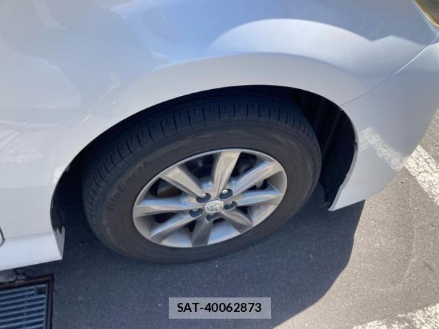 Toyota WISH 2014-05 7331379-9
