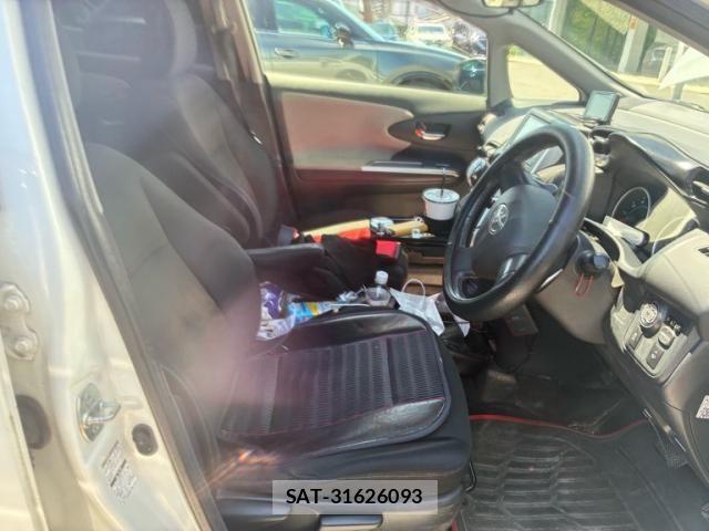 Toyota WISH 2011-09 7331380-14