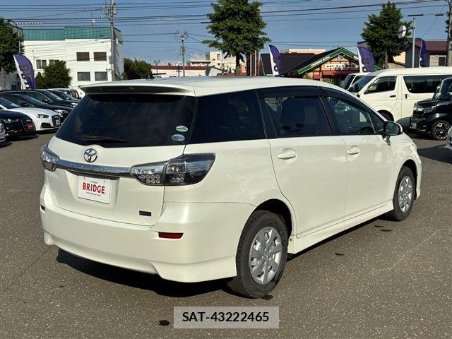 Toyota WISH 2017-03 7458981-5
