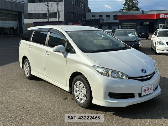 Toyota WISH 2017-03 7458981-7