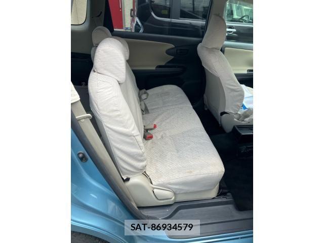 Toyota WISH 2010-01 7621493-13