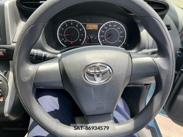 Toyota WISH 2010-01 7621493-17