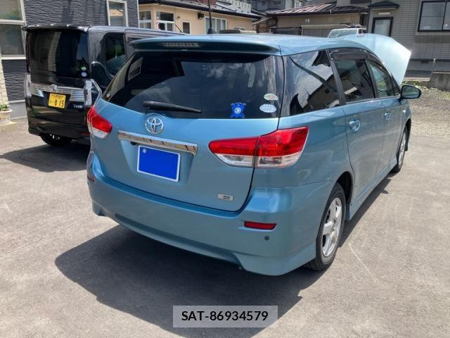 Toyota WISH 2010-01 7621493-2