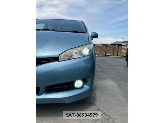 Toyota WISH 2010-01 7621493-5