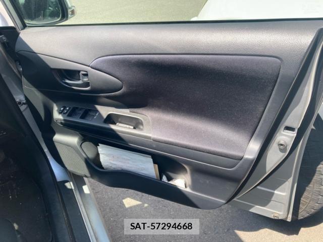 Toyota WISH 2013-08 7790678-9