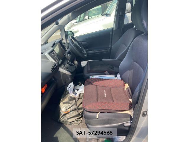 Toyota WISH 2013-08 7790678-16