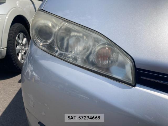Toyota WISH 2013-08 7790678-2