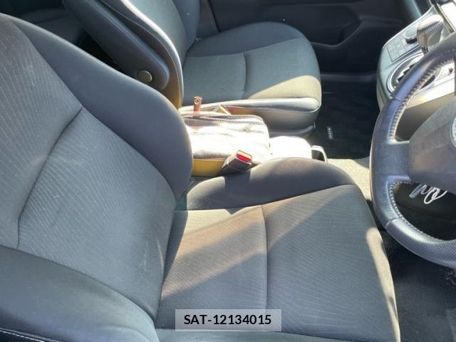 Toyota WISH 2010-02 7880656-14