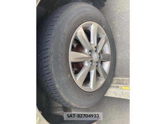 Toyota WISH 2013-07 7880655-9