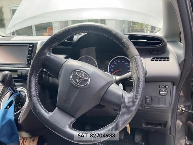 Toyota WISH 2013-07 7880655-18