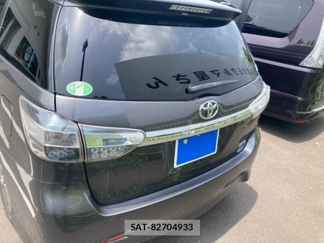 Toyota WISH 2013-07 7880655-4