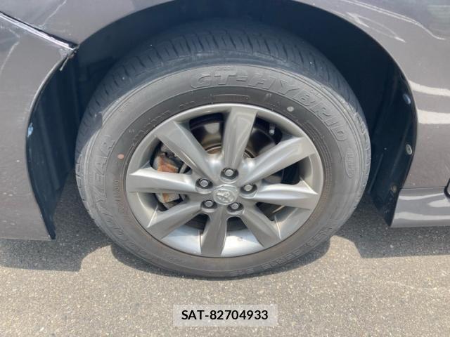 Toyota WISH 2013-07 7880655-7