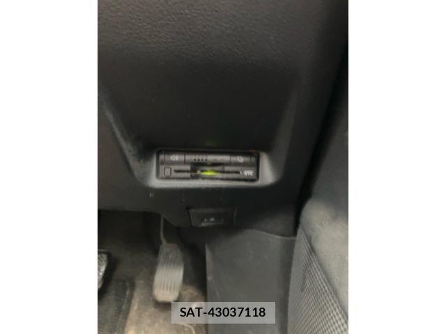 Toyota WISH 2009-07 8039331-13