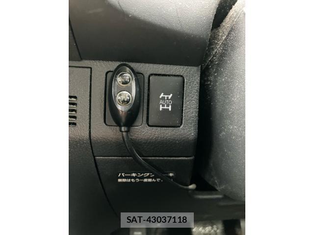 Toyota WISH 2009-07 8039331-16