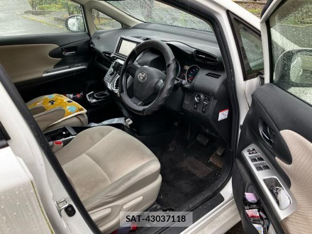 Toyota WISH 2009-07 8039331-8