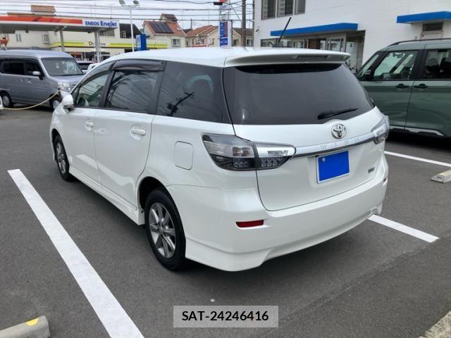 Toyota WISH 2014-07 8039330-4