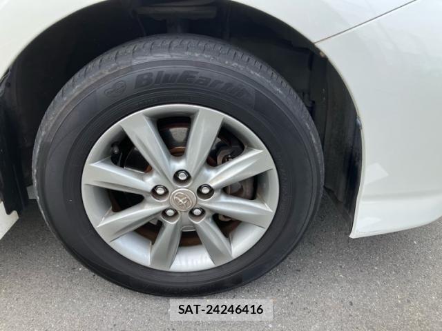 Toyota WISH 2014-07 8039330-6