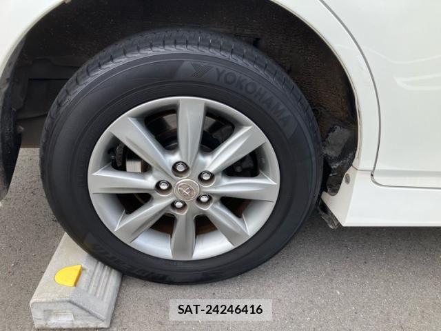 Toyota WISH 2014-07 8039330-7