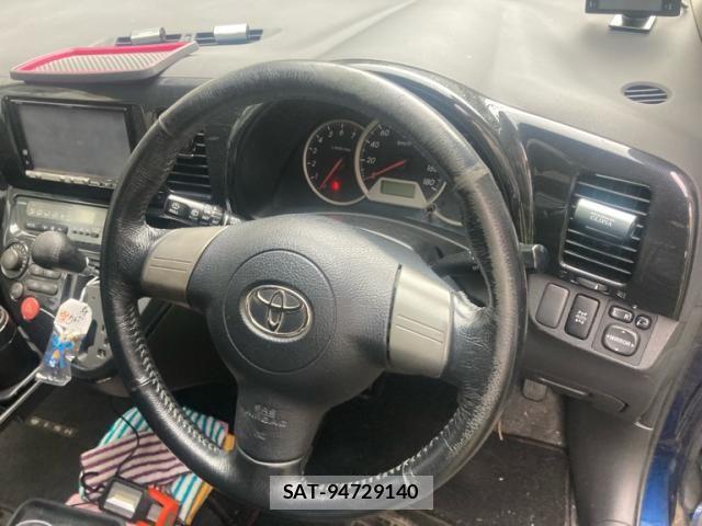Toyota WISH 2003-11 8076216-17