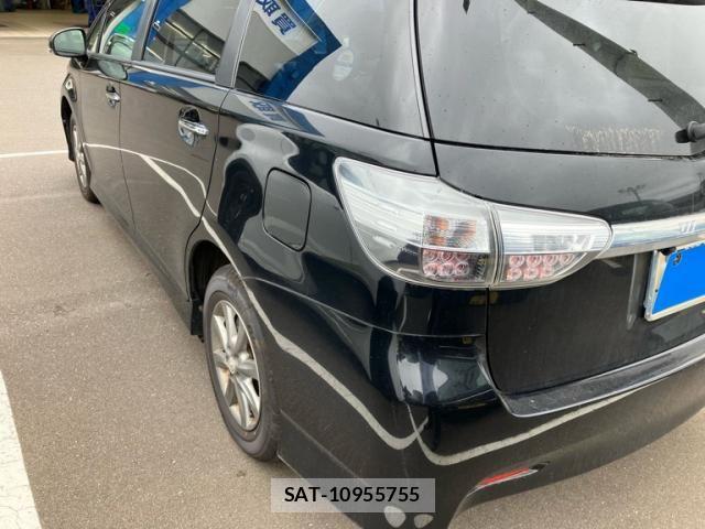 Toyota WISH 2013-11 8102865-9